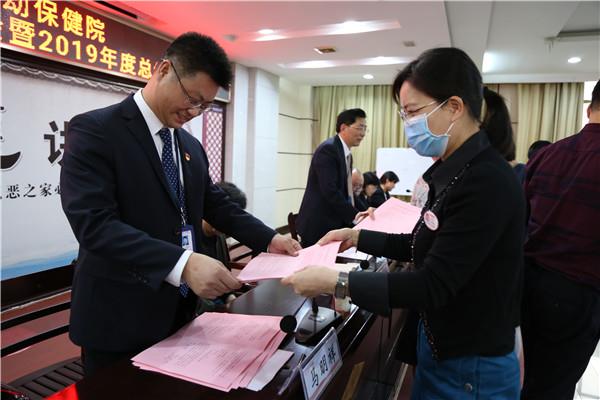 e98939bcf9674435b9993bfc51ee1a86.jpg e98939bcf9674435b9993bfc51ee1a86.jpg