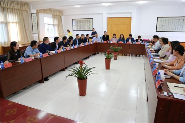 5e054aa2a1c94a56a03aad910eb3310a.jpg 5e054aa2a1c94a56a03aad910eb3310a.jpg