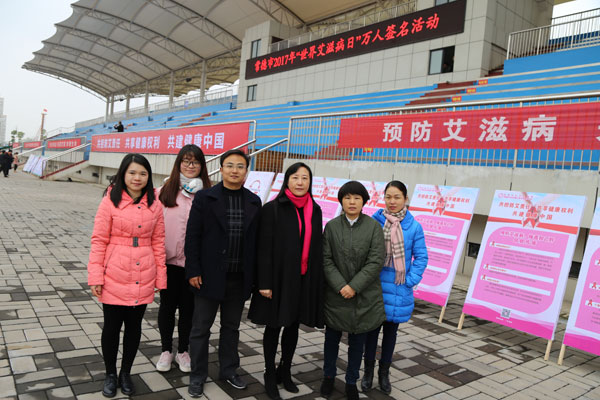 IMG_9860.jpg IMG_9860.jpg