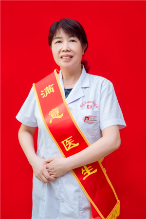 唐友桂-副主任醫(yī)師  孕產(chǎn)保健科.jpg